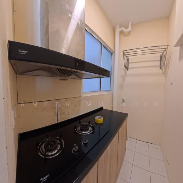 Condominium for Rent at The Clovers - Ameer Mujahid - Kitchen - PropertyGuru.com.my
