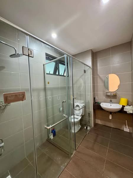 Kediaman Servis untuk Disewa di Pacific Star - Jacquin Tan - Bathroom - PropertyGuru.com.my