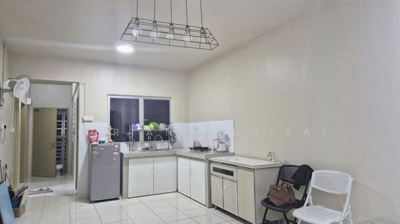 Pangsapuri untuk Dijual di Puncak Hijauan - Febriani Adrizal - Kitchen - PropertyGuru.com.my
