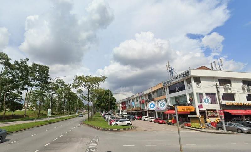 Kedai untuk Disewa di Taman Molek (Johor Bahru) - Candice Lok - Exterior - PropertyGuru.com.my