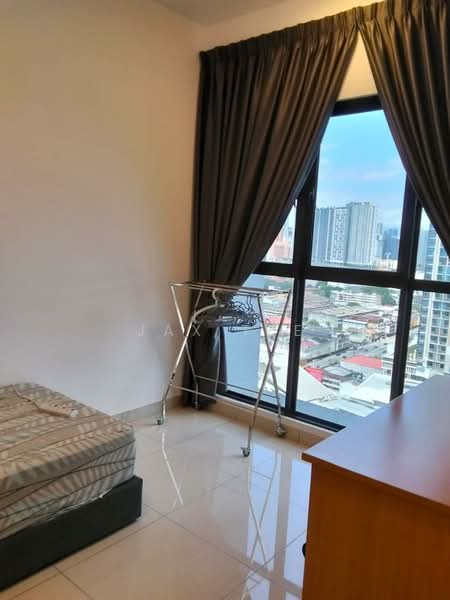 Kediaman Servis untuk Dijual di Trion @ KL - Jax Tee - Bedroom - PropertyGuru.com.my