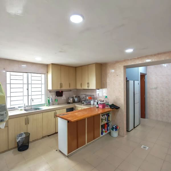 Townhouse for Sale in Balakong (Selangor) - Matt Ho - Kitchen - PropertyGuru.com.my
