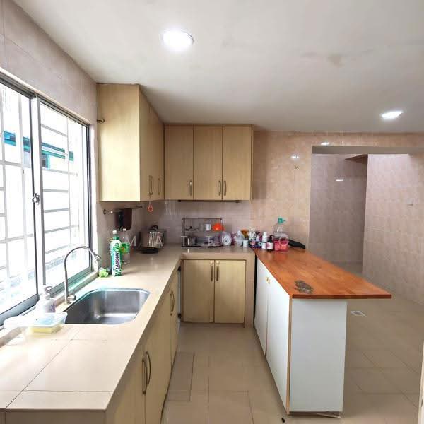 Townhouse for Sale in Balakong (Selangor) - Matt Ho - Kitchen - PropertyGuru.com.my