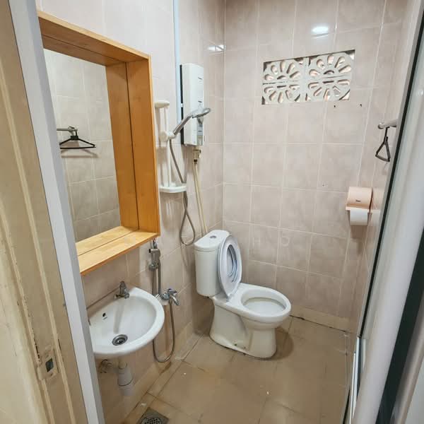 Townhouse for Sale in Balakong (Selangor) - Matt Ho - Bathroom - PropertyGuru.com.my
