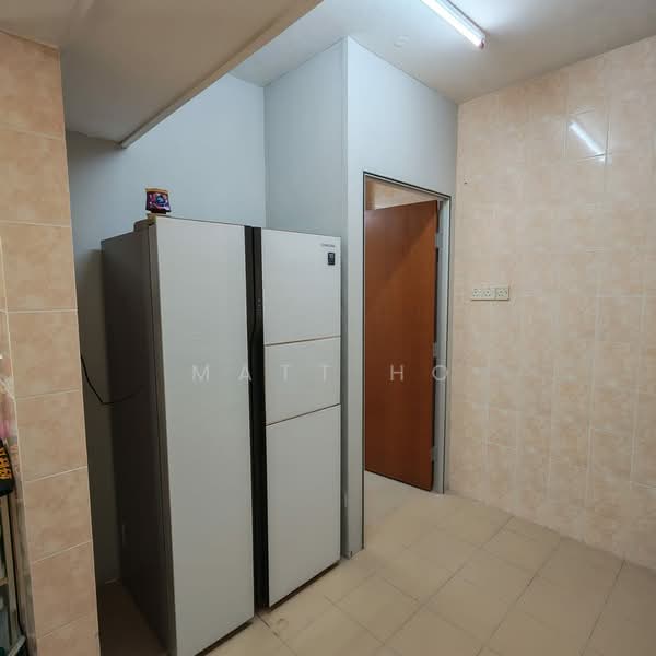 Townhouse for Sale in Balakong (Selangor) - Matt Ho - Kitchen - PropertyGuru.com.my