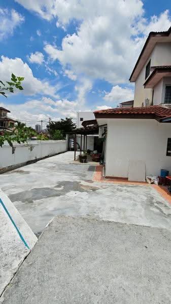 Townhouse for Sale in Balakong (Selangor) - Matt Ho - Exterior - PropertyGuru.com.my