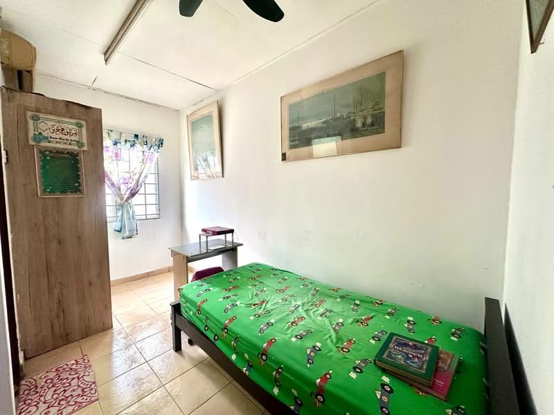 Rumah Teres untuk Dijual di Taman Samudra Teres (Batu Caves) - Luqman Zamri - Bedroom - PropertyGuru.com.my
