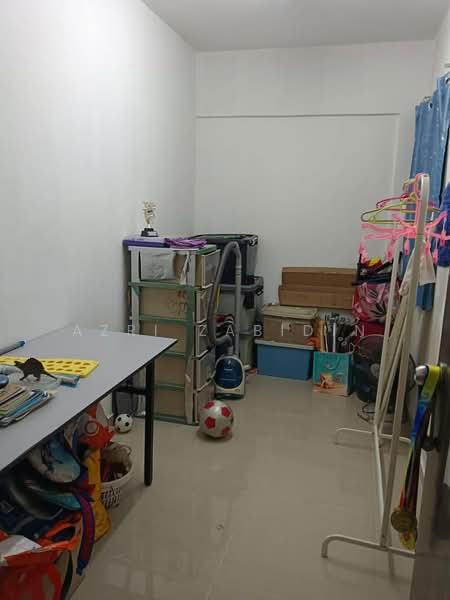 Apartment for Sale at Pangsapuri Subang Suria - Azri Zabidin - Study - PropertyGuru.com.my