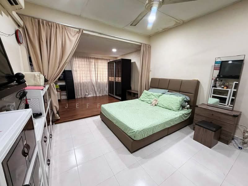 Rumah Teres 2-Tingkat untuk Dijual di Taman Pelangi (Johor Bahru) - Jeffrey Lim - PropertyGuru.com.my