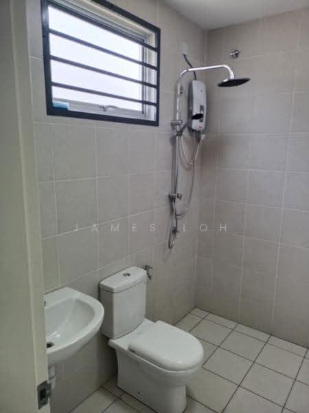 Terraced House for Rent in Seremban (Negeri Sembilan) - James Loh - Bathroom - PropertyGuru.com.my