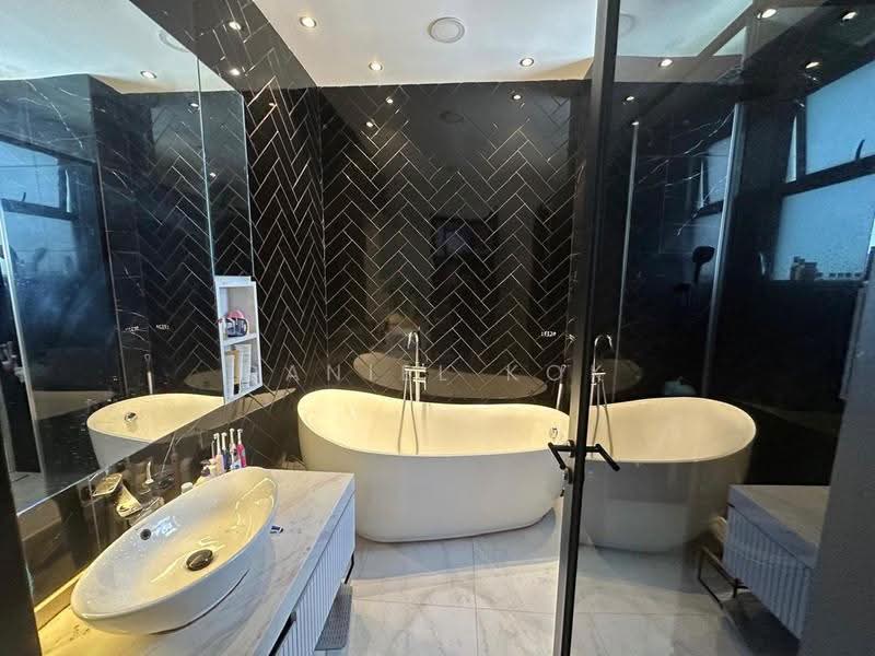 Semi-Detached House for Sale in Eco Ardence (Setia Alam) - Daniel Kok - Bathroom - PropertyGuru.com.my