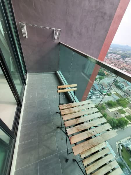Kondominium untuk Dijual di Evoke Residence - Kee Choi Hong - Balcony - PropertyGuru.com.my