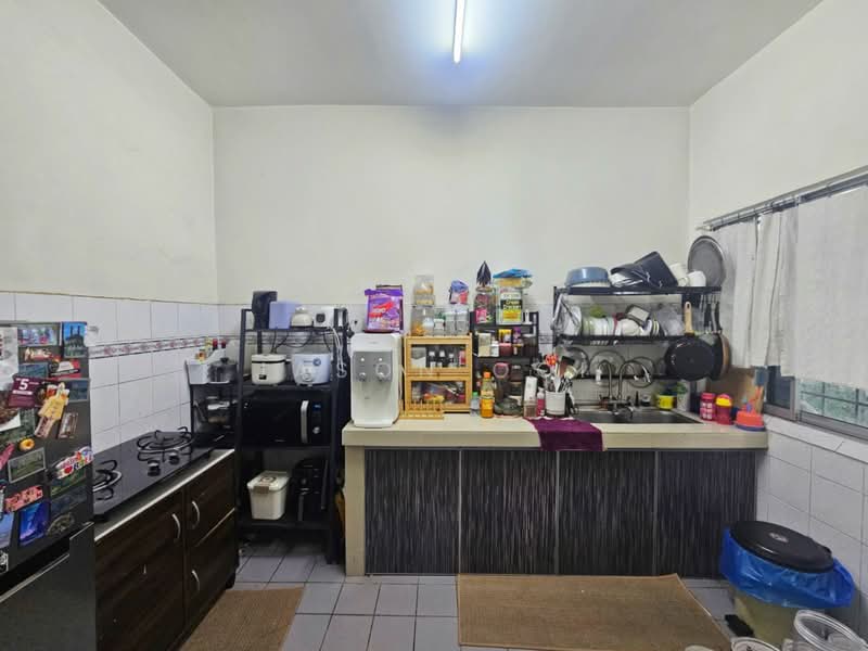 Rumah Teres 2-Tingkat untuk Dijual di Putra Heights (Subang Jaya) - Jason Ooi - Kitchen - PropertyGuru.com.my