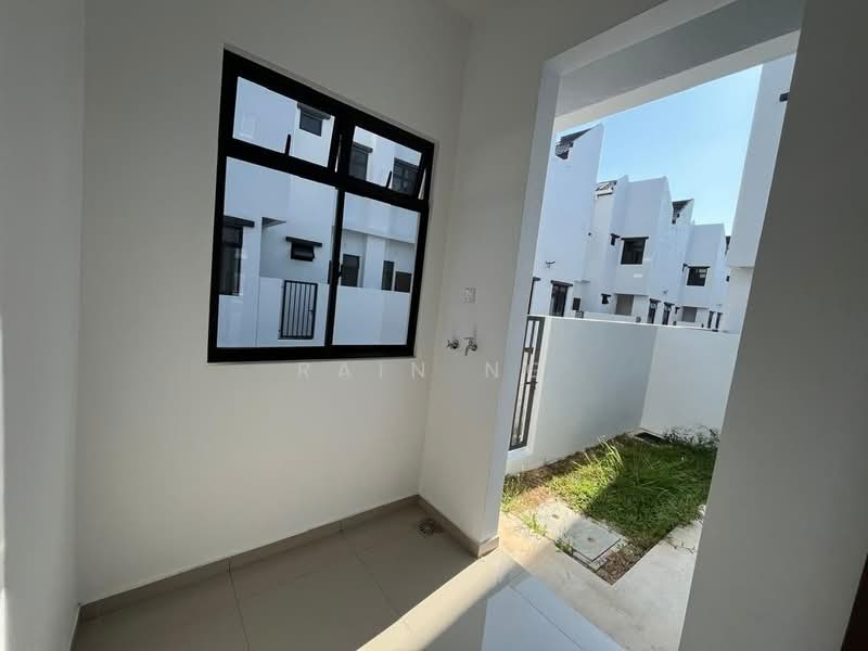 Rumah Teres 2-Tingkat untuk Dijual di Johor Bahru (Johor) - Rain Ng - Exterior - PropertyGuru.com.my