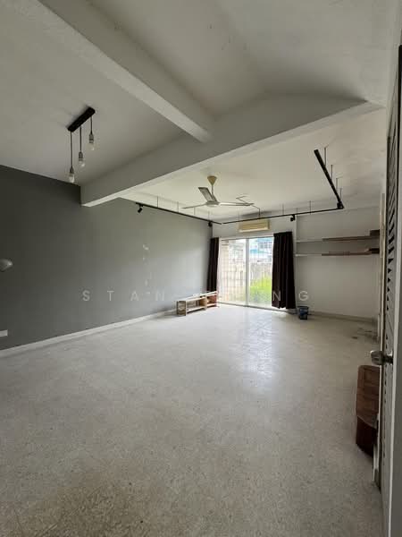 Rumah Teres 2-Tingkat untuk Dijual di SS17 (Subang Jaya) - Stanley Ng - Living Room - PropertyGuru.com.my