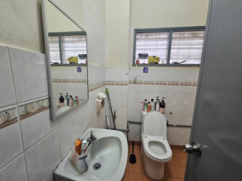 Rumah Teres 2-Tingkat untuk Dijual di Putra Heights (Subang Jaya) - Nobeille Chung - Bathroom - PropertyGuru.com.my
