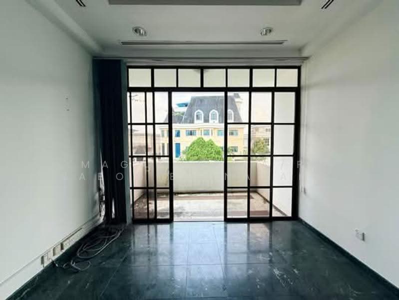 Bungalow House for Sale in Ampang Hilir (Ampang) - Magasvari A/P Saboo Basnayake - Balcony - PropertyGuru.com.my