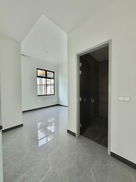 Semi-Detached House for Sale in Setia Tropika (Johor Bahru) - Kimi Kiu - Interior - PropertyGuru.com.my