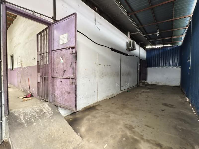 Shop for Sale in Kangar (Perlis) - Henry Ng - Interior - PropertyGuru.com.my