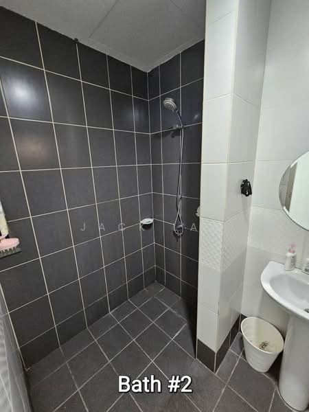Condominium for Rent at 10 Island Resort - Jack Law - Bathroom - PropertyGuru.com.my