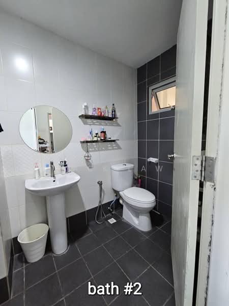 Condominium for Rent at 10 Island Resort - Jack Law - Bathroom - PropertyGuru.com.my