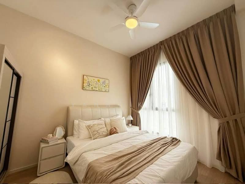 Service Residence for Sale at Southlink - Yanny Koh - Bedroom - PropertyGuru.com.my