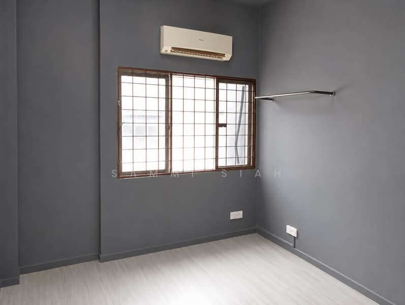 Kedai untuk Disewa di SS2 (Petaling Jaya) - Sammi Siah - Upstairs Room - PropertyGuru.com.my