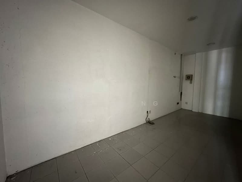 Shop for Sale in Taman Inderawasih (Perai) - Henry Ng - Interior - PropertyGuru.com.my