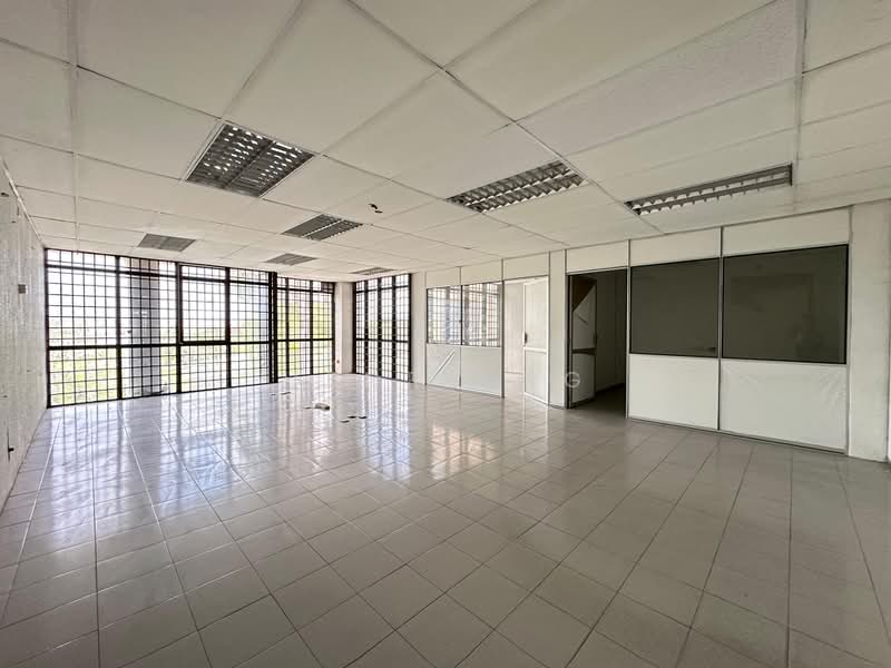 Shop for Sale in Taman Inderawasih (Perai) - Henry Ng - Interior - PropertyGuru.com.my