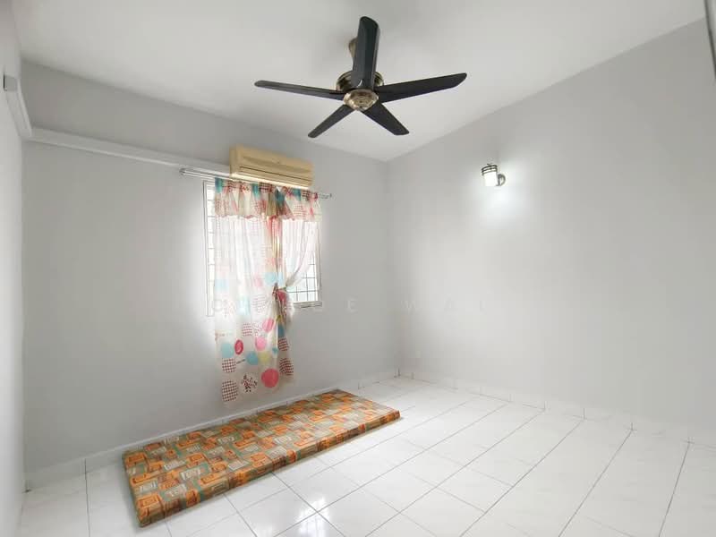 Pangsapuri untuk Dijual di Permai Prima - Chloe Wai - Bedroom - PropertyGuru.com.my