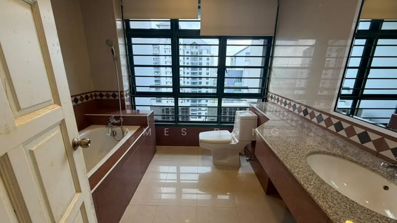 Condominium for Sale at Elita @ The Straits View Condominium - James Bong - Bathroom - PropertyGuru.com.my