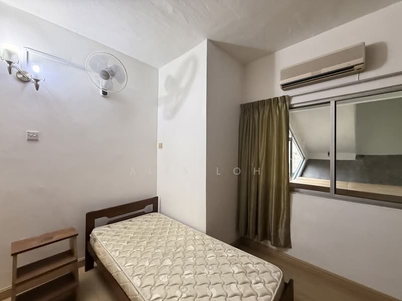Kondominium untuk Dijual di Faber Ria - Alex Loh - Bedroom - PropertyGuru.com.my