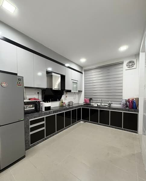 Rumah Teres 2-Tingkat untuk Dijual di Taman Mutiara Rini (Skudai) - Kimi Kiu - Kitchen - PropertyGuru.com.my