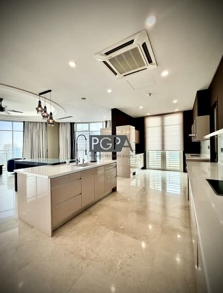 Condominium for Sale at 8 Gurney (The Shore Condominium) - Jeanette Hee - Kitchen - PropertyGuru.com.my