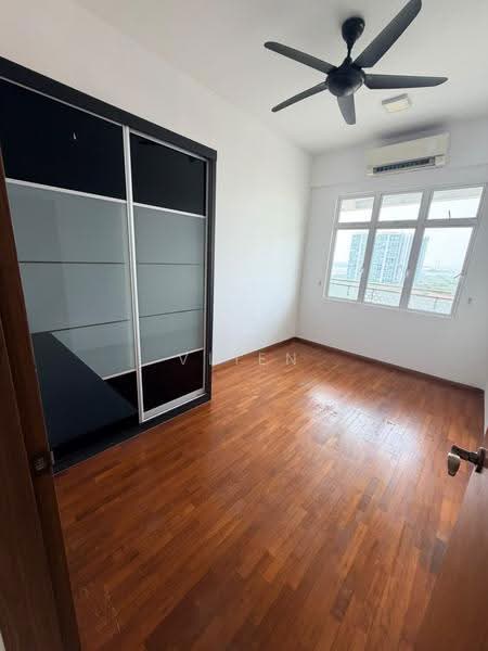 Kediaman Servis untuk Disewa di Grandview 360 - Vlien Lua - Bedroom - PropertyGuru.com.my
