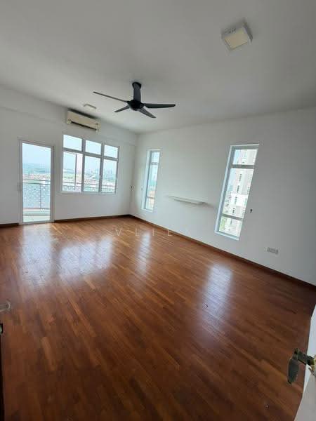 Kediaman Servis untuk Disewa di Grandview 360 - Vlien Lua - Living Room - PropertyGuru.com.my