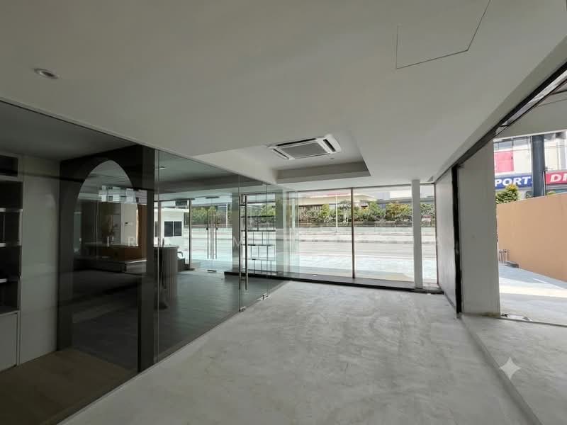 Shop for Rent in Bangsar (Kuala Lumpur) - Irsyam Sjatria - Interior - PropertyGuru.com.my