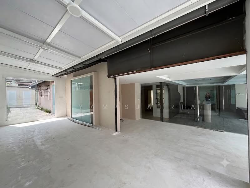 Shop for Rent in Bangsar (Kuala Lumpur) - Irsyam Sjatria - Interior - PropertyGuru.com.my