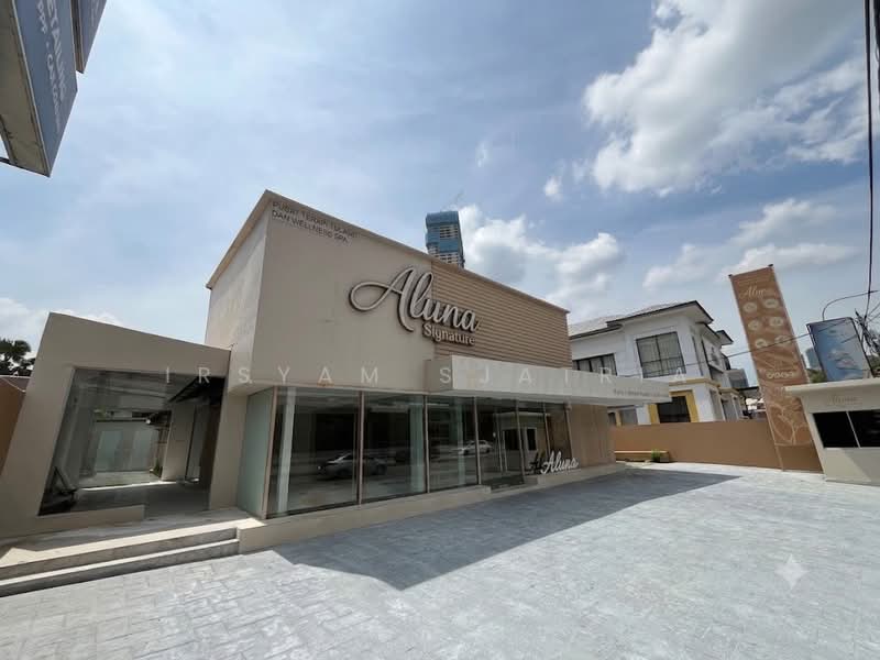 Shop for Rent in Bangsar (Kuala Lumpur) - Irsyam Sjatria - Exterior - PropertyGuru.com.my