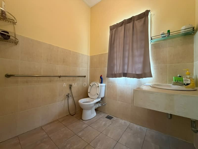 Rumah Berkembar untuk Dijual di Island Park (Jelutong) - Amos Sin - Bathroom - PropertyGuru.com.my