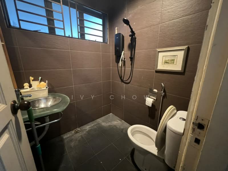 Bungalow House untuk Disewa di Johor Bahru (Johor) - Ivy Chow - Bathroom - PropertyGuru.com.my