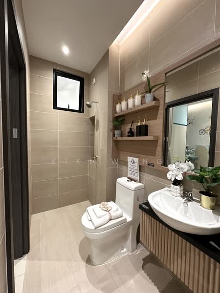 Kondominium untuk Dijual di Elmora Condominium - Kiki Wong - Bathroom - PropertyGuru.com.my