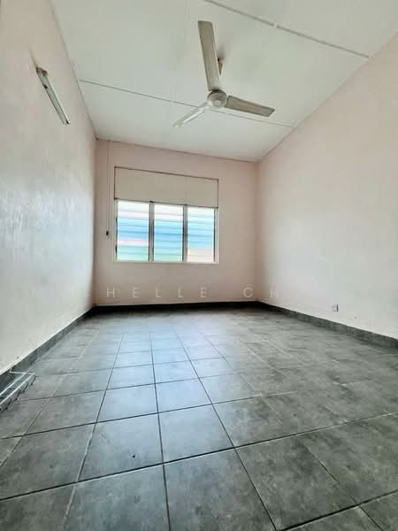 Rumah Kluster untuk Dijual di Taman Canning (Ipoh) - Michelle Cheng - Bedroom - PropertyGuru.com.my