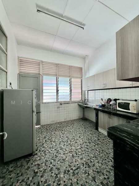 Rumah Kluster untuk Dijual di Taman Canning (Ipoh) - Michelle Cheng - Kitchen - PropertyGuru.com.my