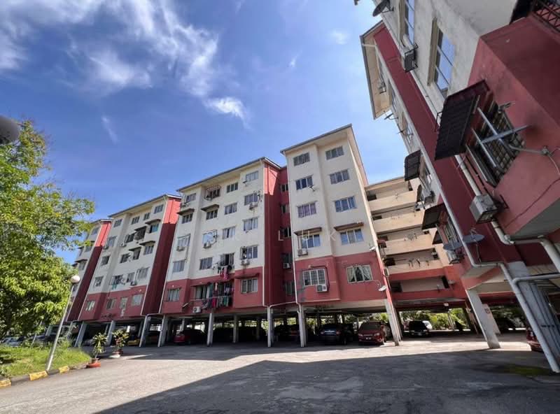 Apartment for Rent at Pangsapuri Taman Bukit Rawang Putra - SK Luk - Exterior - PropertyGuru.com.my