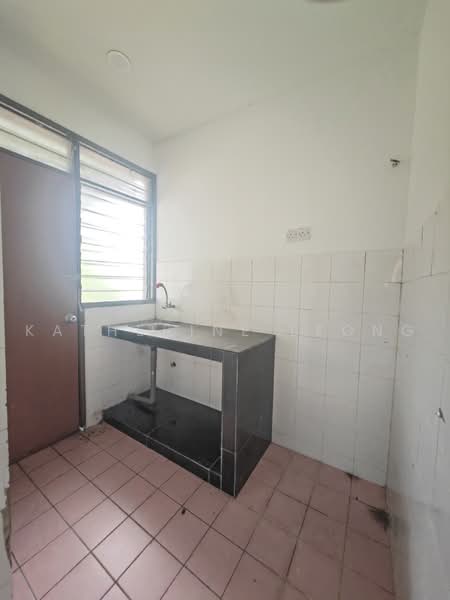 2-storey Terraced House for Sale in Rawang (Selangor) - Katherine Leong - Kitchen - PropertyGuru.com.my