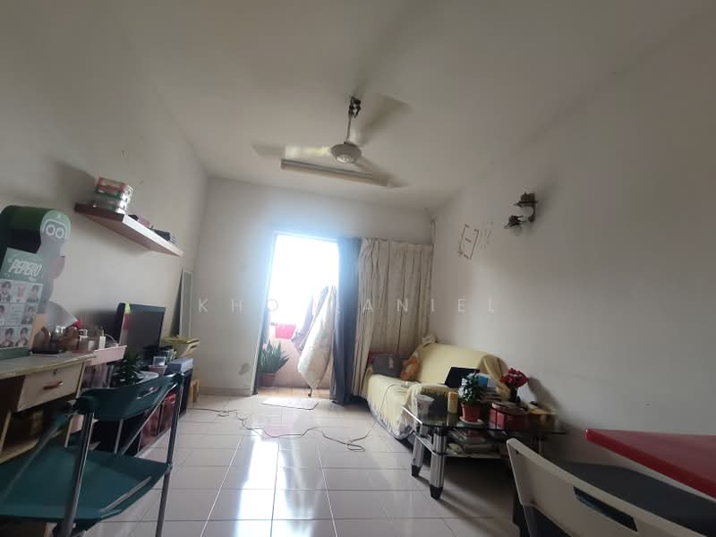 Pangsapuri untuk Dijual di Pelangi Heights - Kho Daniel - Living Room - PropertyGuru.com.my
