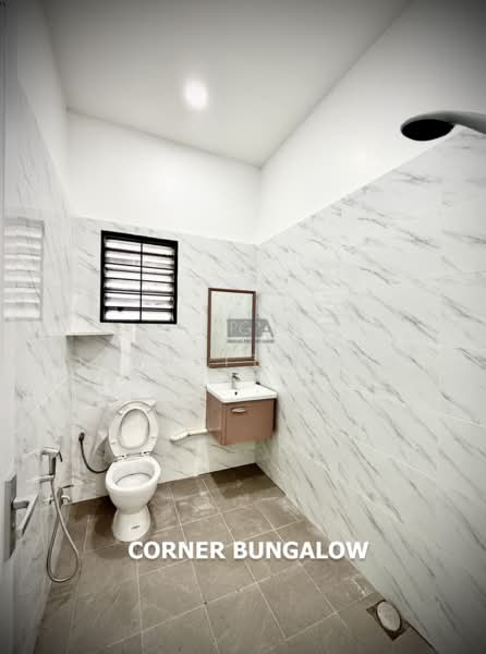 Bungalow House untuk Disewa di Tanjung Bungah (Penang) - Jeanette Hee - Bathroom - PropertyGuru.com.my