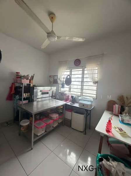 Rumah Bandar untuk Dijual di Bandar Botanic (Klang) - Stephanie Lim - Kitchen - PropertyGuru.com.my