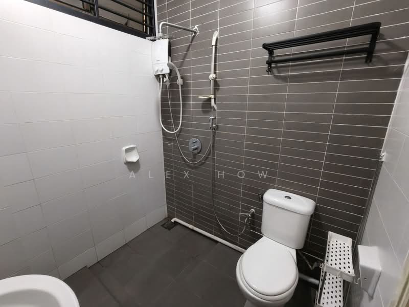 Service Residence for Rent at Palazio - Alex How - Bathroom - PropertyGuru.com.my